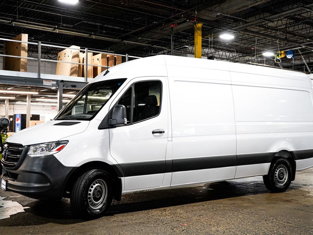 2023 Mercedes-Benz Sprinter 2500 Cargo 170 WB High Roof