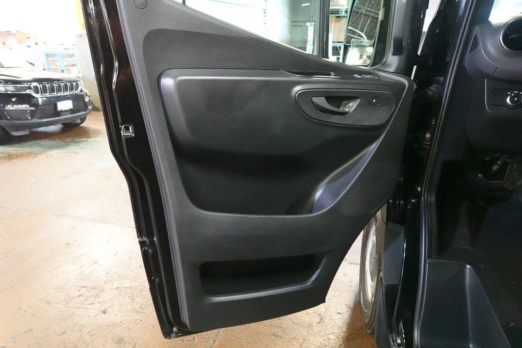 2025 Mercedes-Benz Sprinter 2500 Passenger 170 WB High Roof