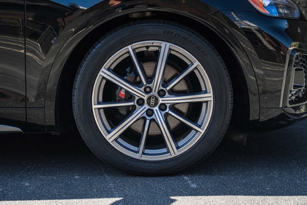 2023 Audi SQ5 Premium Plus quattro