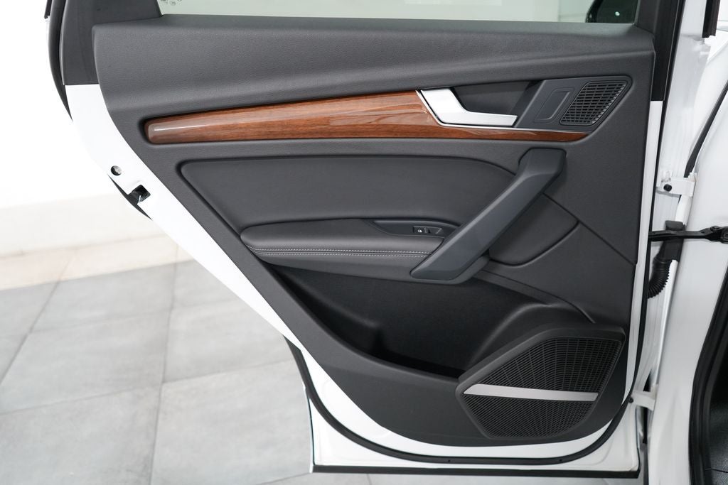 2023 Audi Q5 45 S line Premium Plus quattro