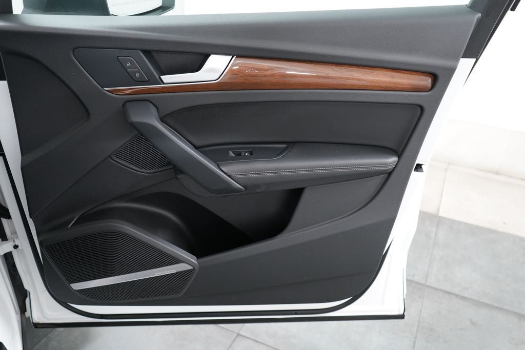 2023 Audi Q5 45 S line Premium Plus quattro