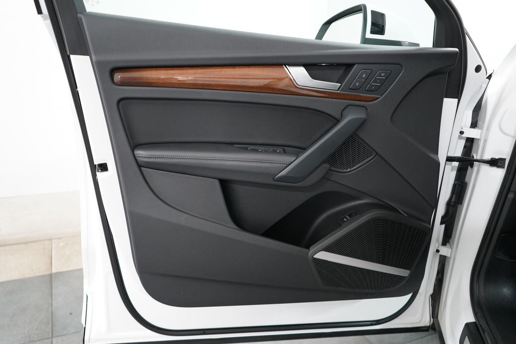 2023 Audi Q5 45 S line Premium Plus quattro