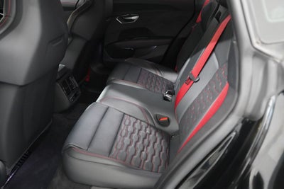 2022 Audi RS e-tron GT Base quattro