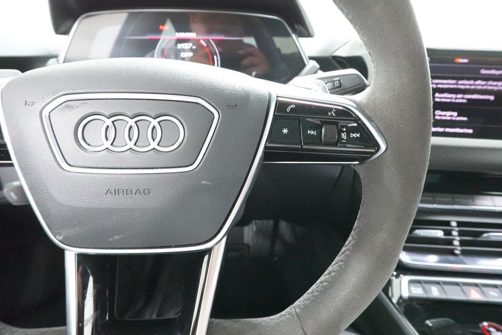 2024 Audi e-tron GT Premium Plus quattro