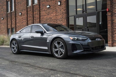 2024 Audi e-tron GT Premium Plus quattro