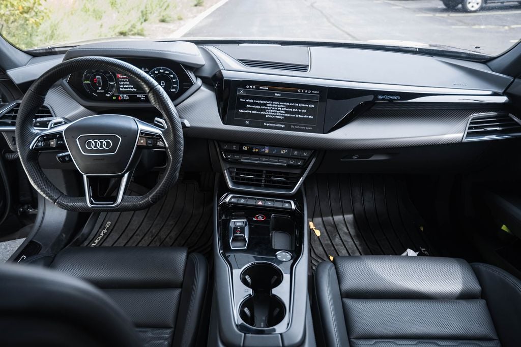 2024 Audi e-tron GT Premium Plus quattro