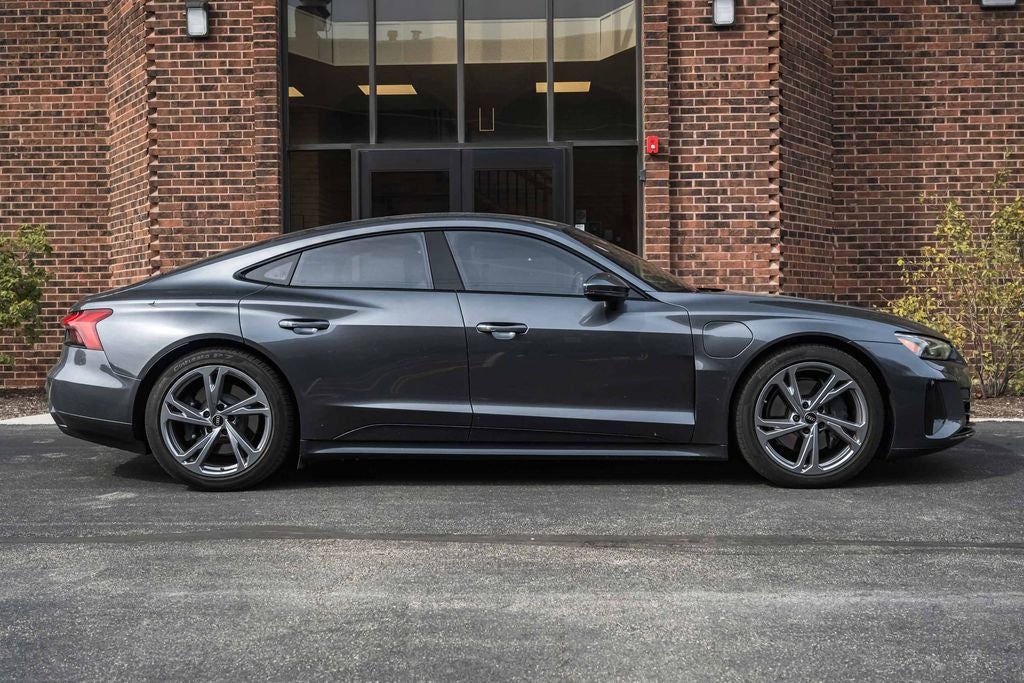 2024 Audi e-tron GT Premium Plus quattro