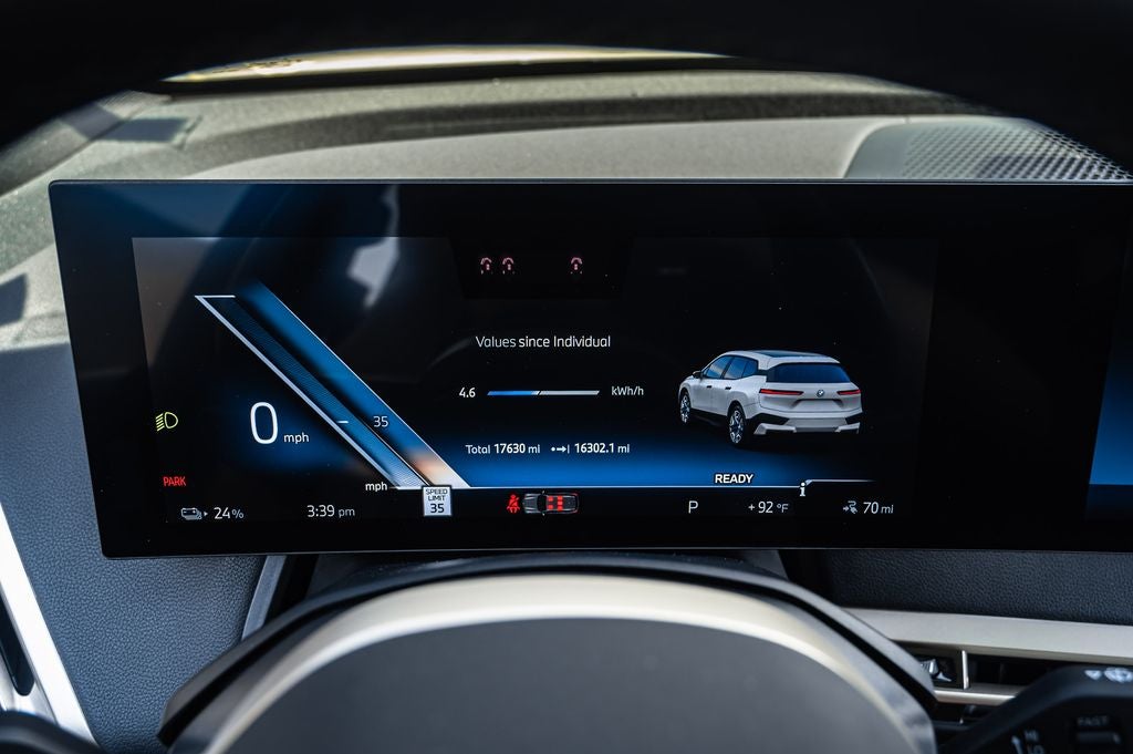 2025 BMW iX xDrive50