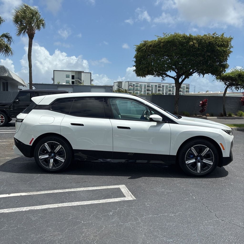 2023 BMW iX xDrive50