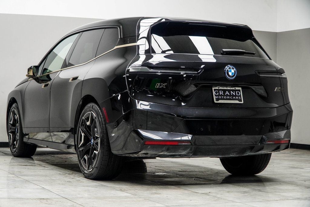 2023 BMW iX M60