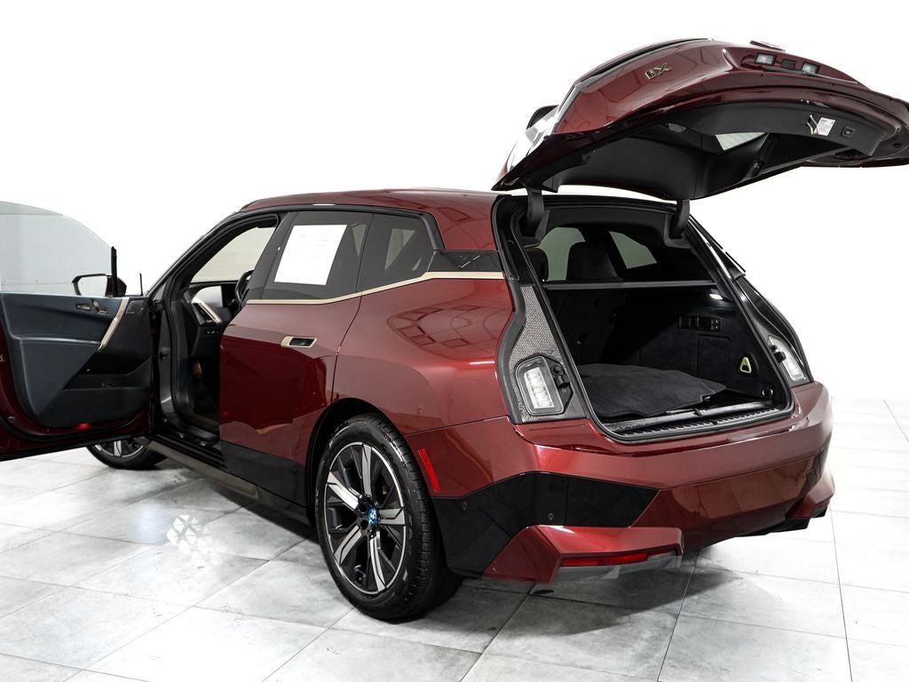 2023 BMW iX M60