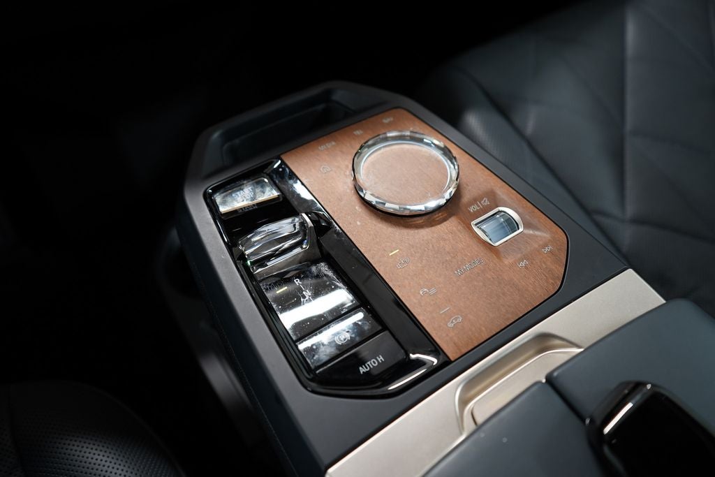 2023 BMW iX M60