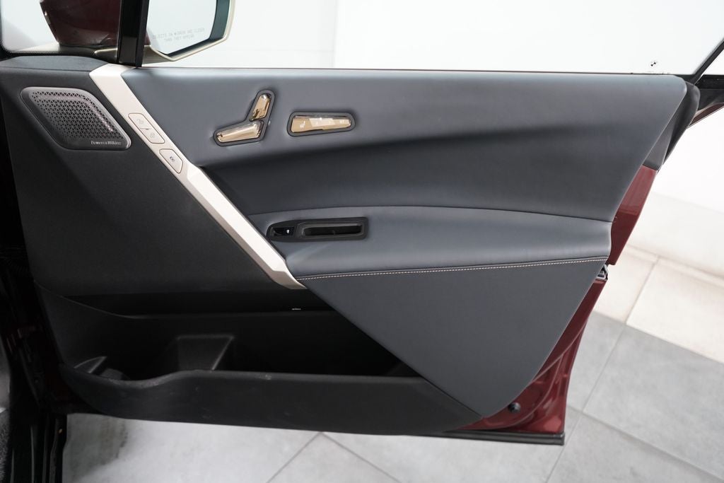 2023 BMW iX M60
