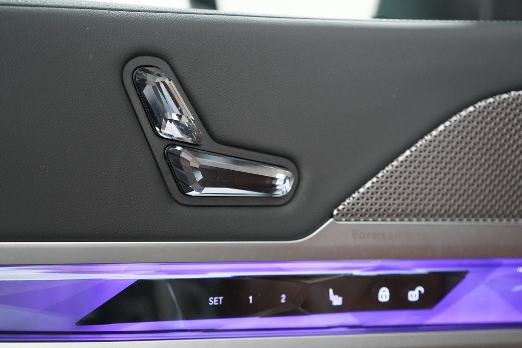 2023 BMW 7 Series 760i xDrive