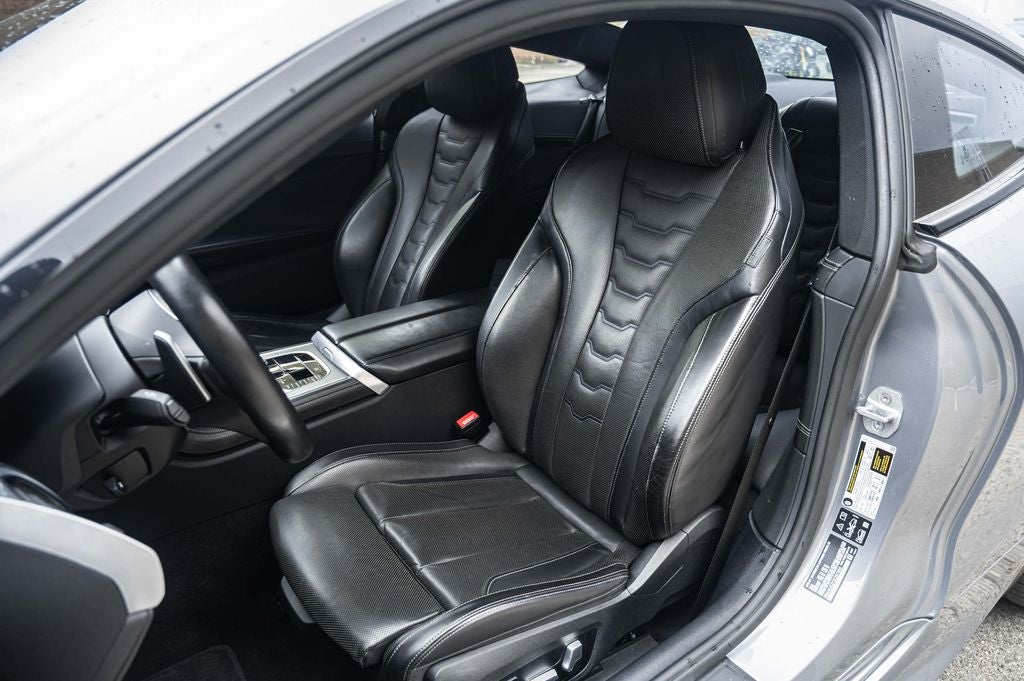 2025 BMW 8 Series 840i