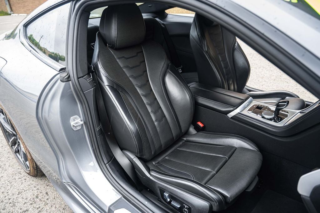 2025 BMW 8 Series 840i