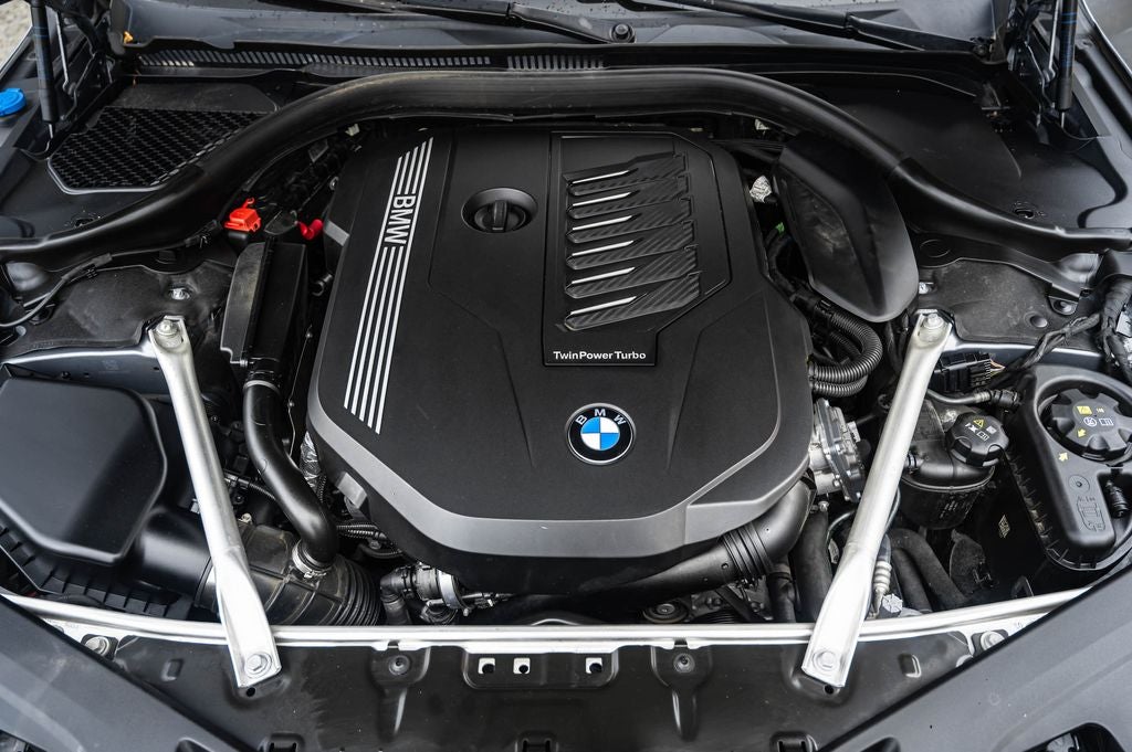 2025 BMW 8 Series 840i