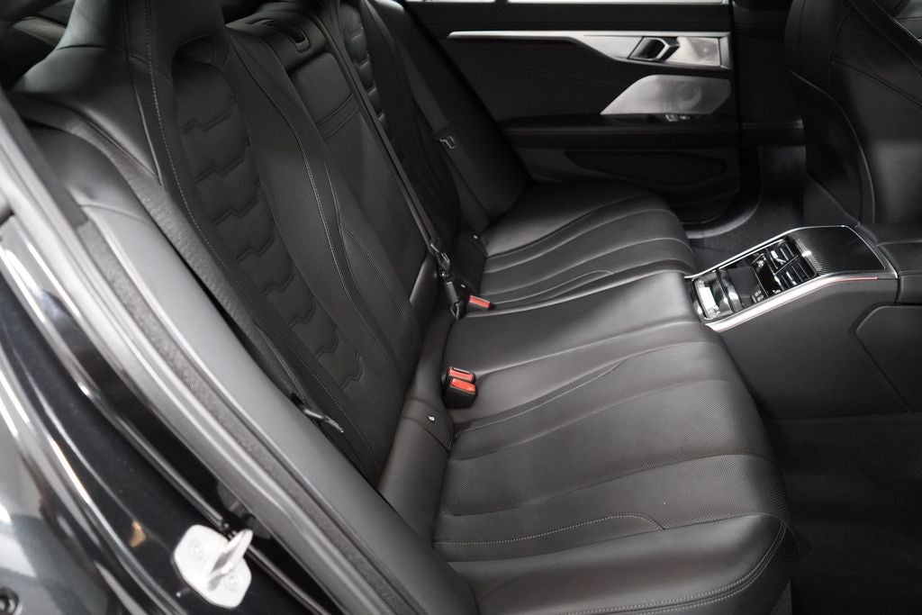 2023 BMW 8 Series ALPINA B8 xDrive