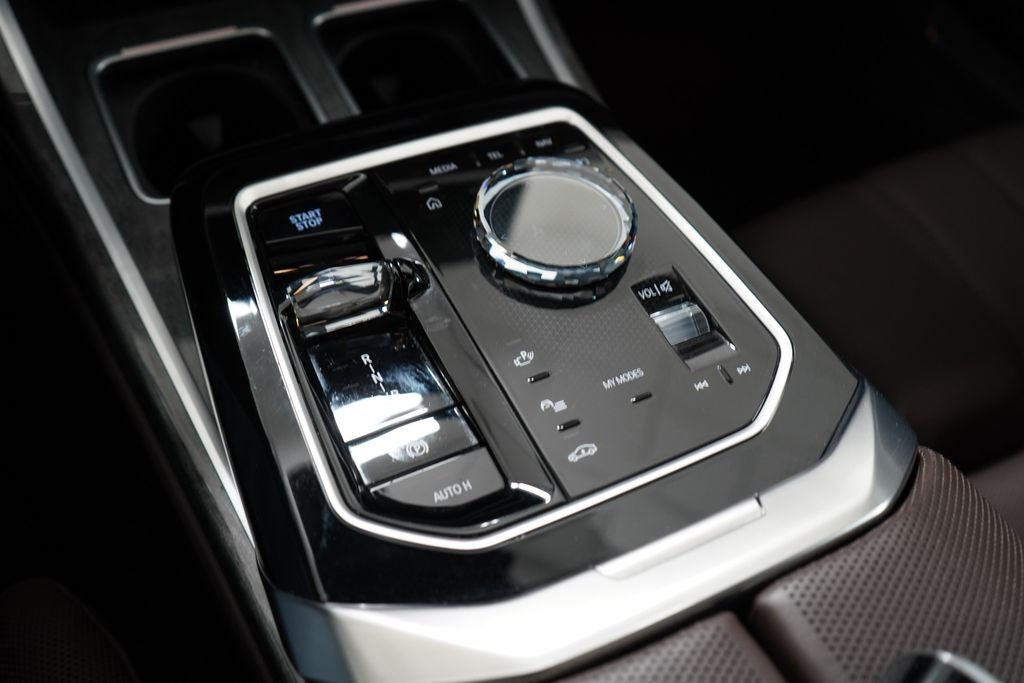 2025 BMW i7 xDrive60
