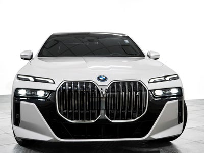 2025 BMW i7 xDrive60