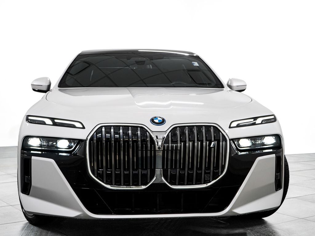 2025 BMW i7 xDrive60