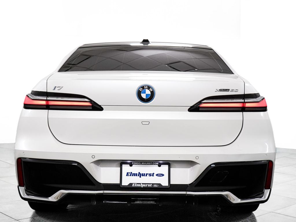 2025 BMW i7 xDrive60