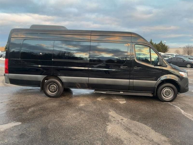 2019 Mercedes-Benz Sprinter 3500 Crew 170 in. WB Extended