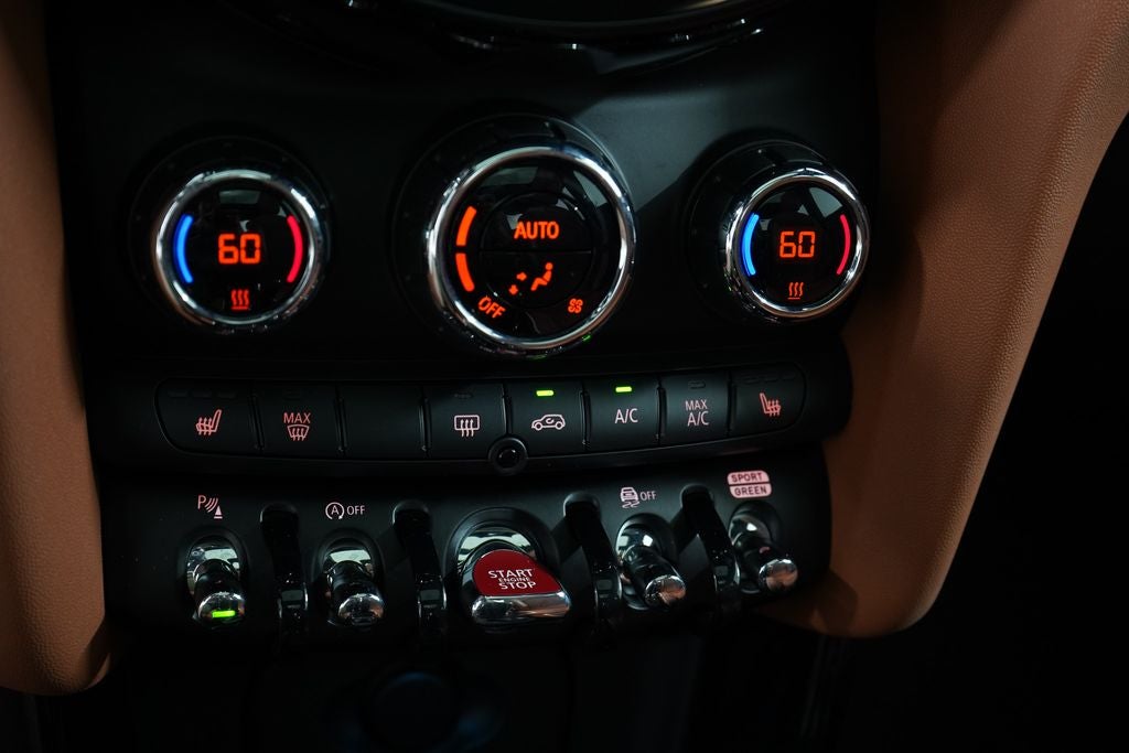 2024 MINI John Cooper Works Iconic