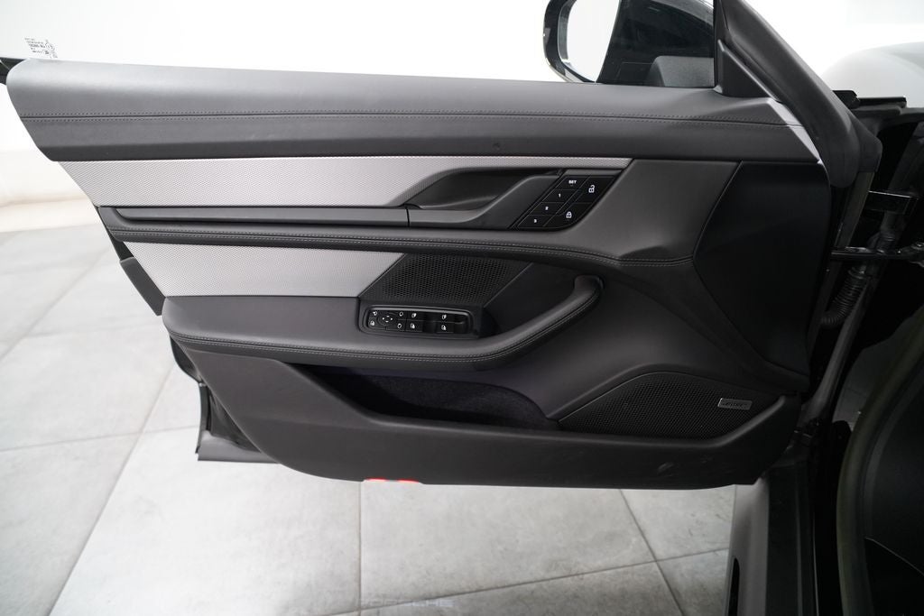 2023 Porsche Taycan GTS