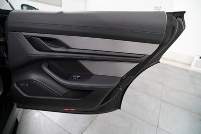 2023 Porsche Taycan GTS