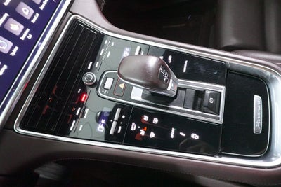 2023 Porsche Panamera 4 Platinum Edition