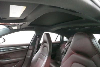 2023 Porsche Panamera 4 Platinum Edition