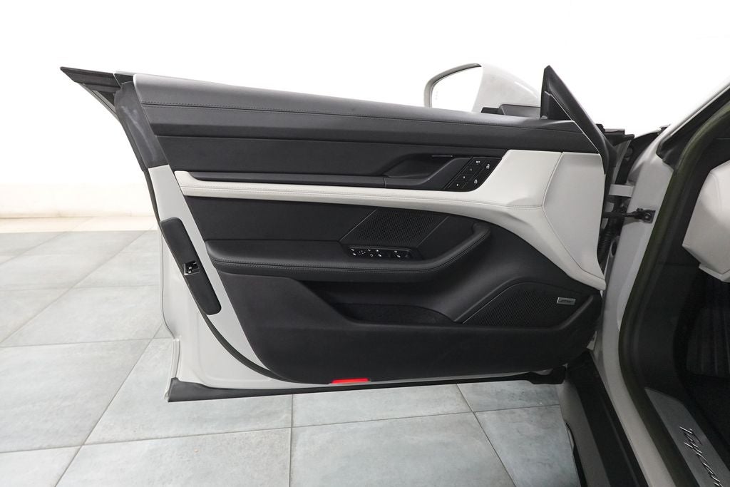 2022 Porsche Taycan Cross Turismo 4S