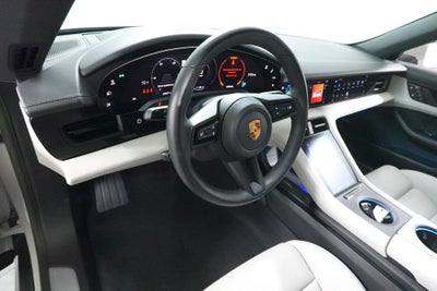 2022 Porsche Taycan Cross Turismo 4S