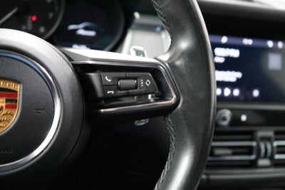 2023 Porsche Macan Base