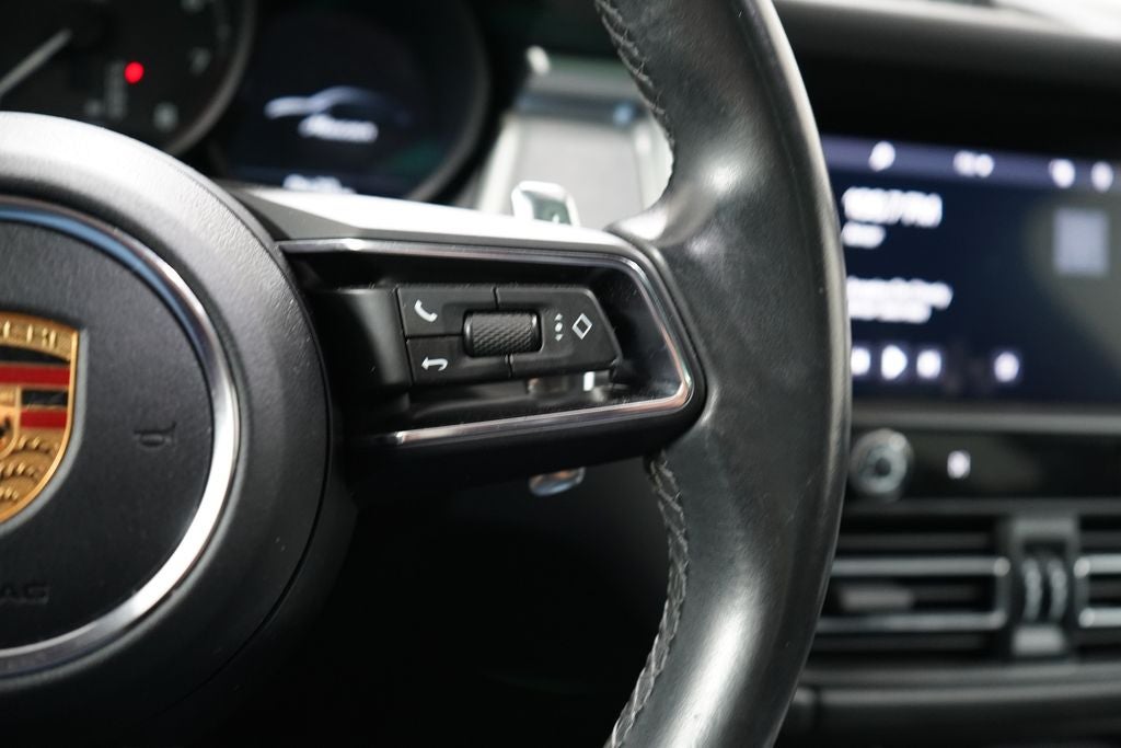 2023 Porsche Macan Base