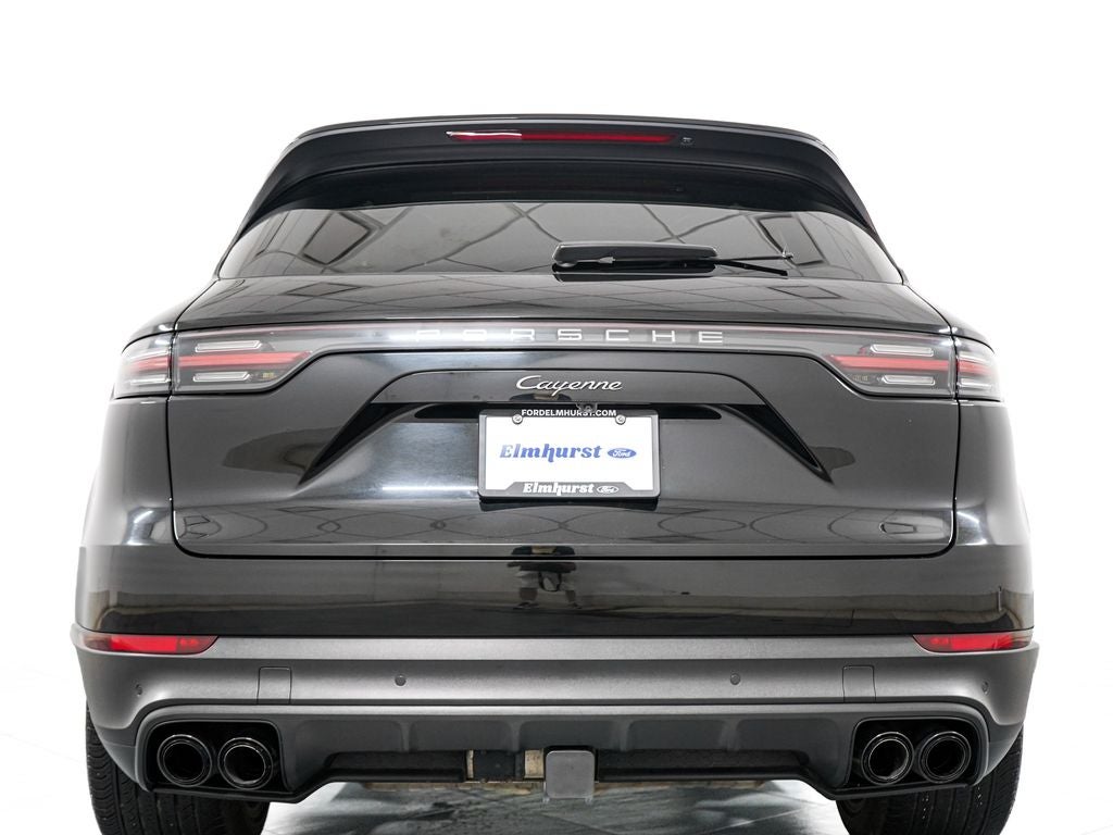 2023 Porsche Cayenne Platinum Edition