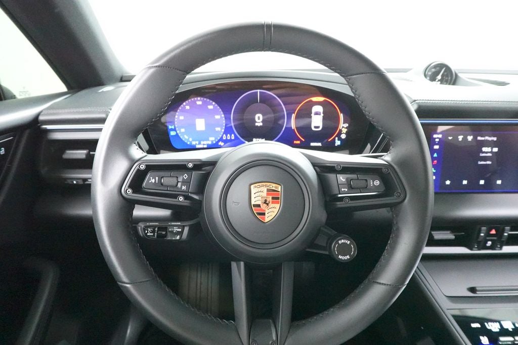 2025 Porsche Macan Electric 4