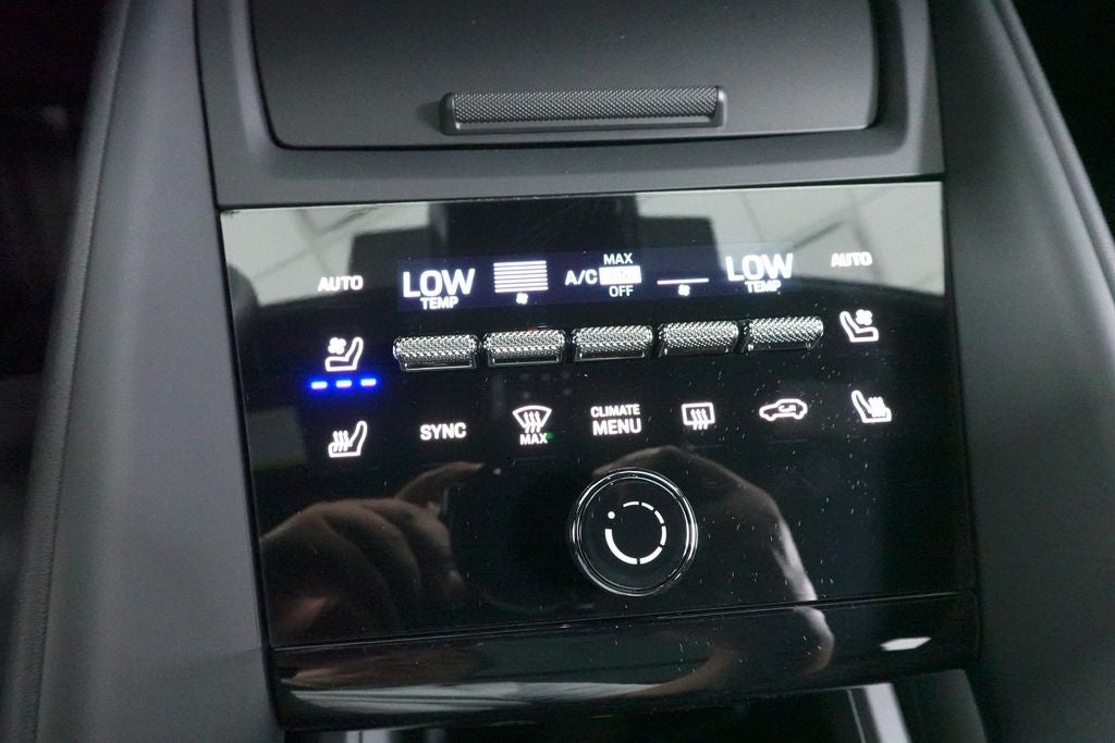 2025 Porsche Macan Electric 4