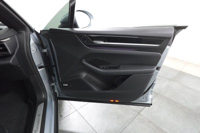 2025 Porsche Macan Electric 4