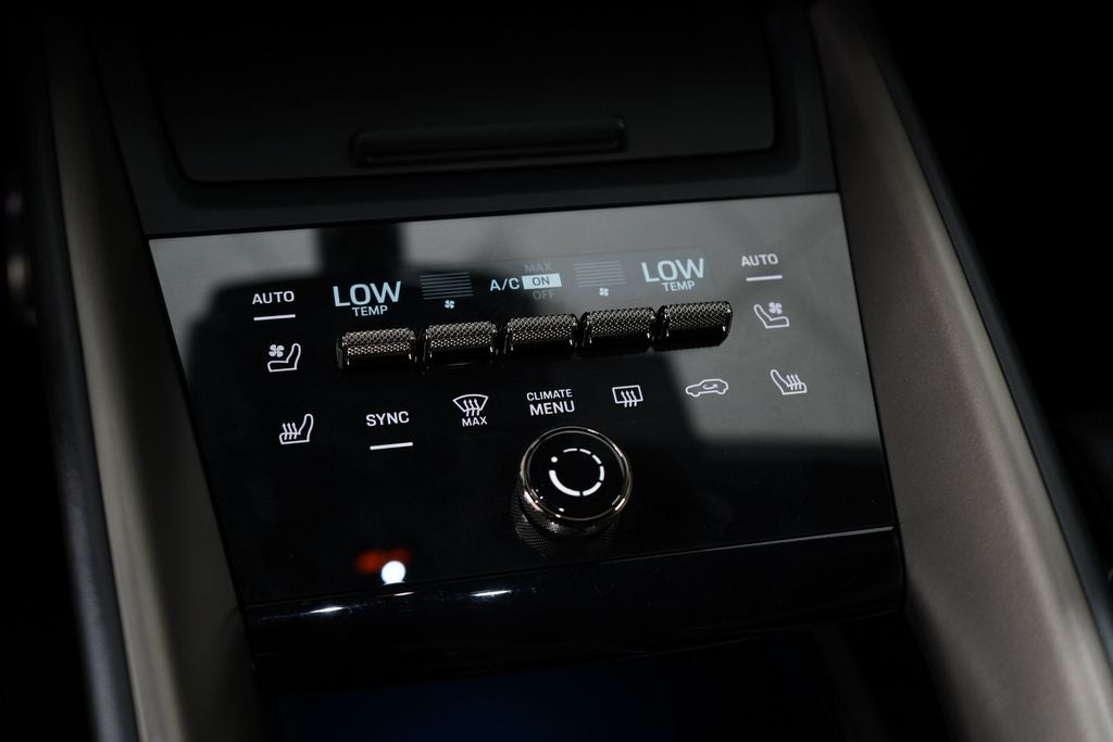 2024 Porsche Macan Electric Turbo