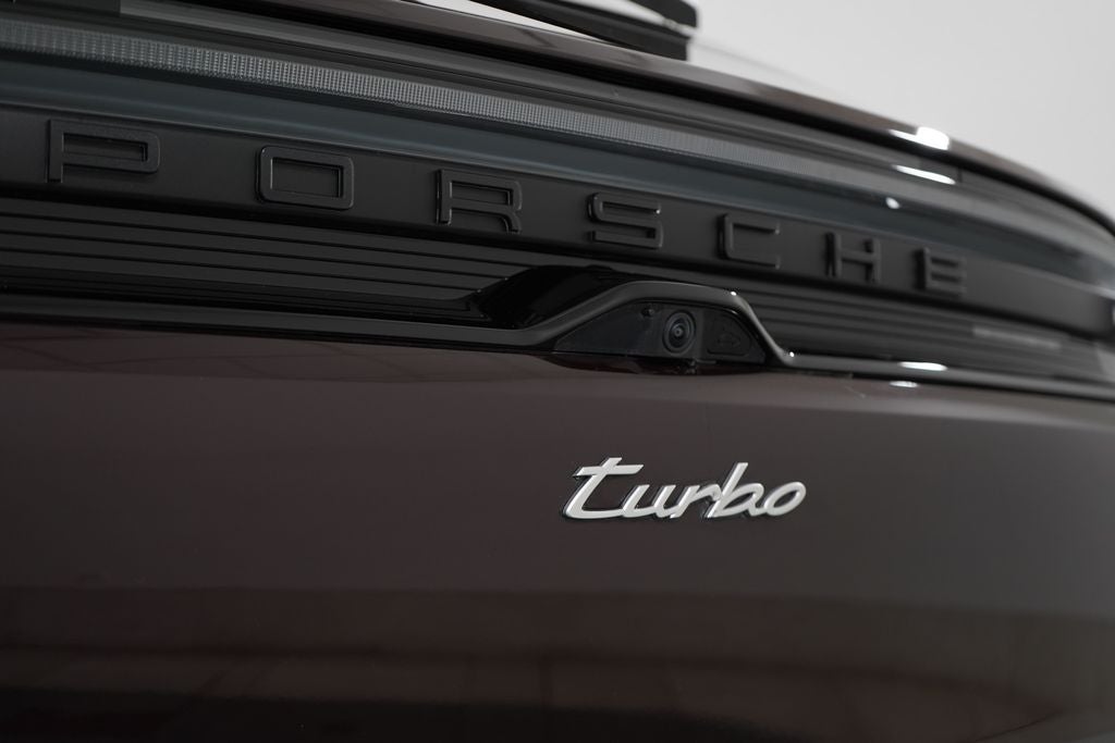 2024 Porsche Macan Electric Turbo