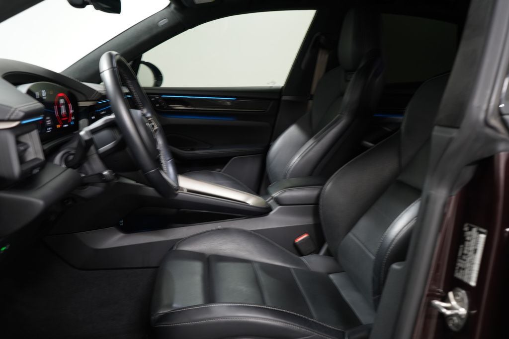 2024 Porsche Macan Electric Turbo