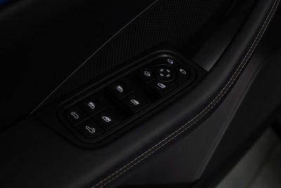 2024 Porsche Macan Electric Turbo