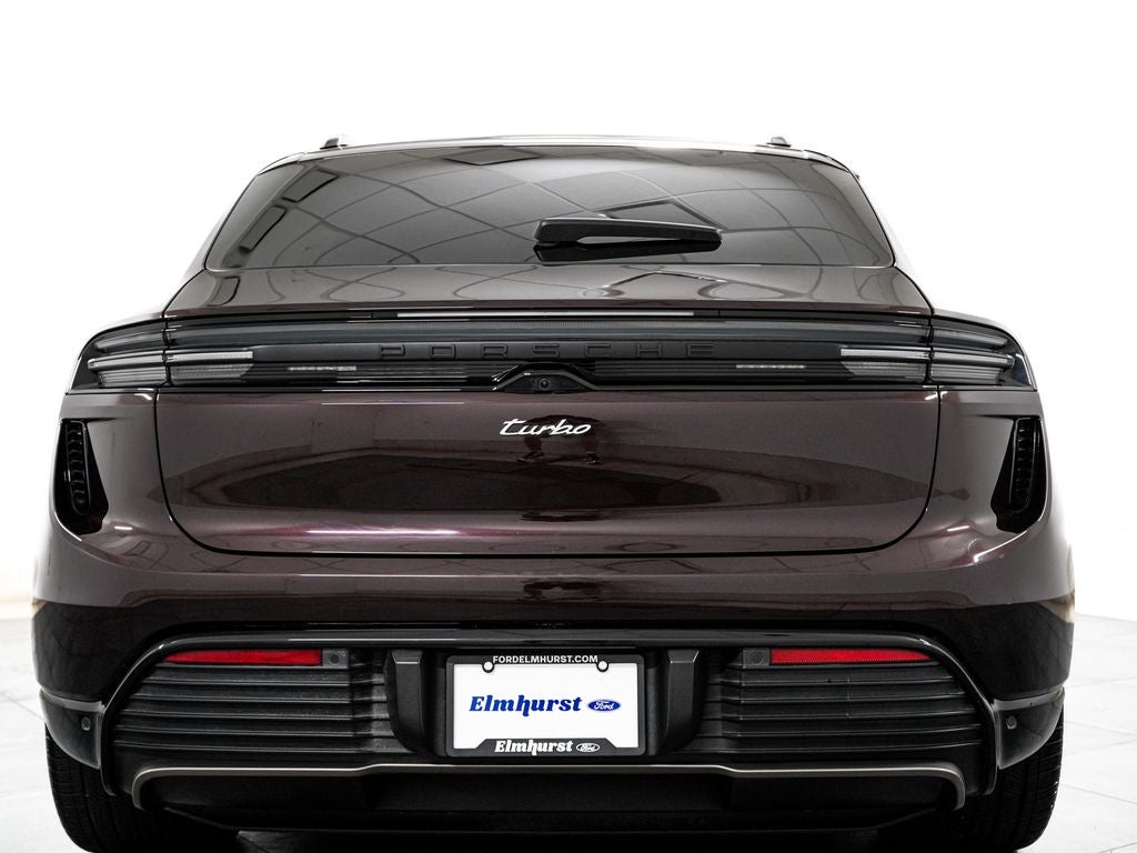 2024 Porsche Macan Electric Turbo
