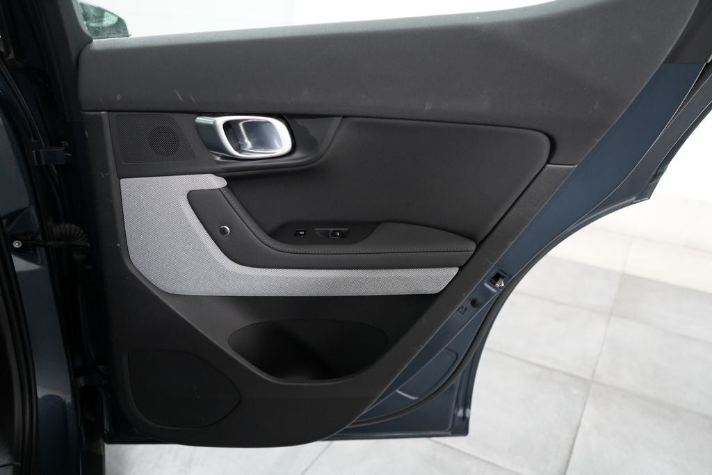 2023 Polestar 2 Long Range Dual Motor Performance Plus