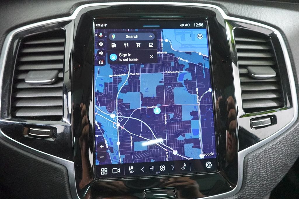 2023 Volvo XC90 B6 Plus 7-Seater