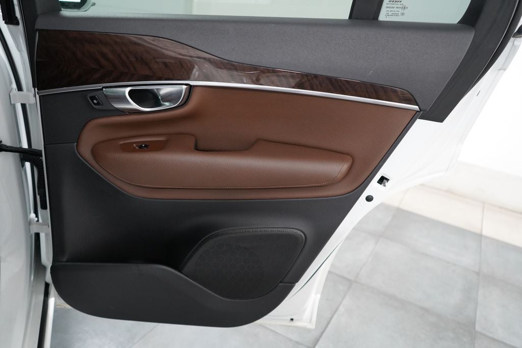 2019 Volvo XC90 T6 Momentum