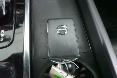 2022 Volvo XC60 Recharge Plug-In Hybrid T8 Inscription