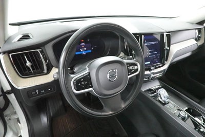 2022 Volvo XC60 Recharge Plug-In Hybrid T8 Inscription